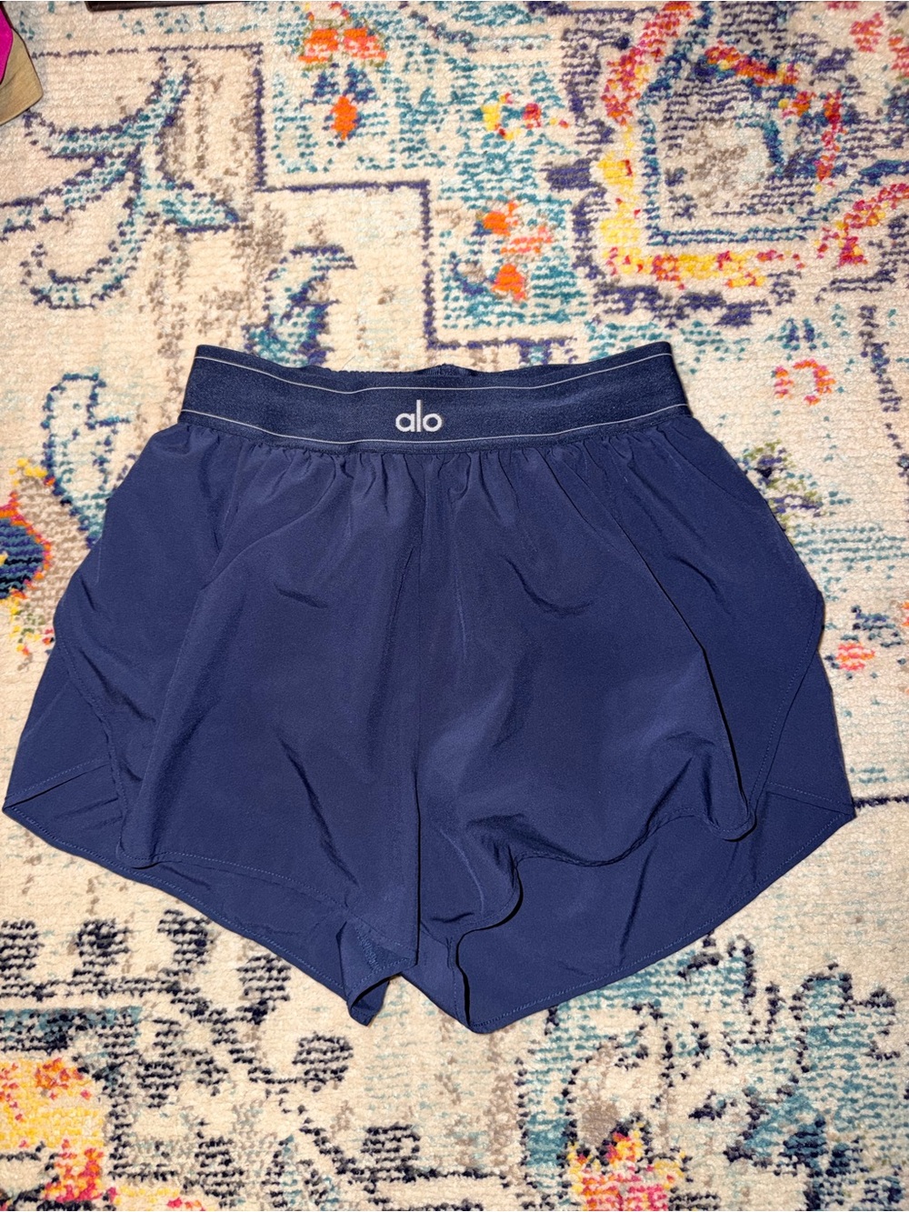 alo yoga match point shorts